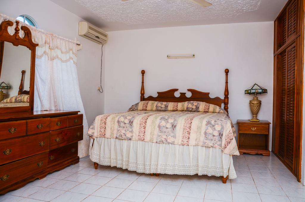 Vanvilla Guest House Νεγκρίλ Δωμάτιο φωτογραφία