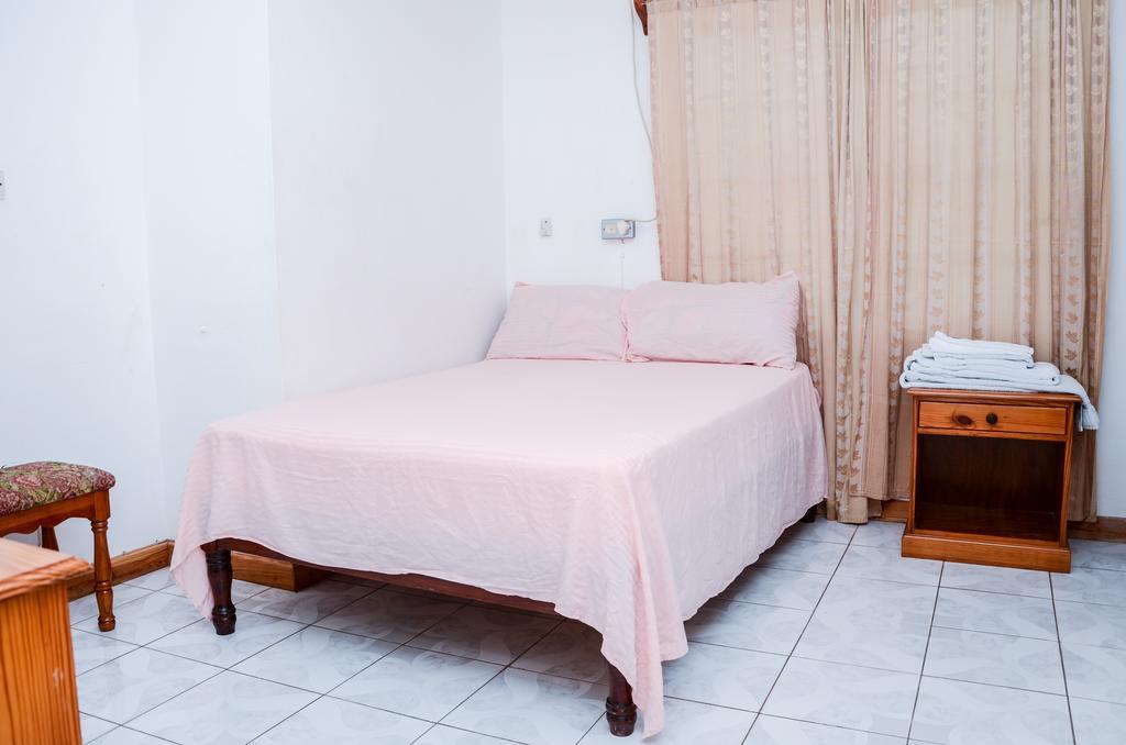 Vanvilla Guest House Νεγκρίλ Δωμάτιο φωτογραφία